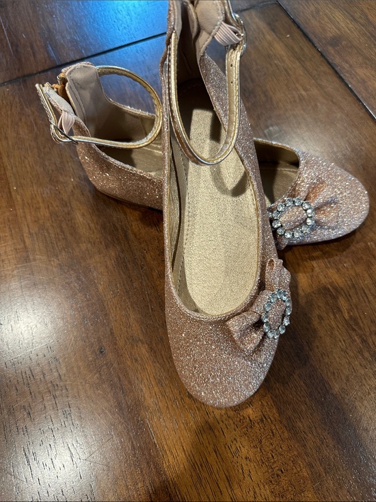 Other - NWOT Girls Glitter Ankle-Strap Flats with Rhinestone Bow - Rose Gold Size 4